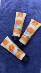 kem kỳ tế bào chết  S Trend Orange 300ml