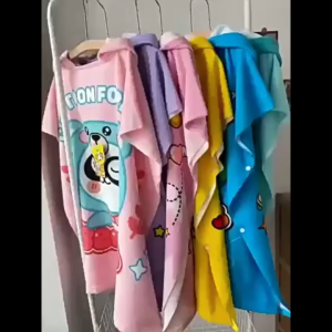 Kids Cute Hooded Swimming Towel / Cartoon / Poncho / Bathrobe / Beach / Children / Gift