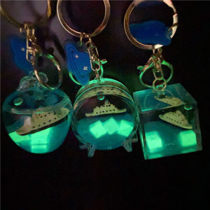 Titanic Keychain Never Sinks Floating Bottle Pendant Gift Creative PVC Acrylic Hardware Material Couple Series Colorful Design