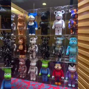 bearbrick1000% Beruang Ganas Hiasan Besar Ruang Tamu Blok Banan Bera Boneka Beruang Kit Garaj Beruang Permainan Bera 70CM
