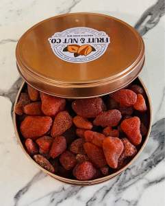 Dried Strawberries in Can(500grams)-deal for gift