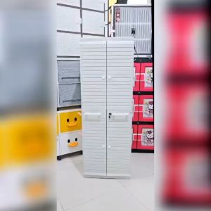 CLUB LEMARI PLASTIK SUSUN 4 MINI GRAND DENGAN KUNCI - Motif kayu [CLBBOX]