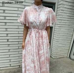 ชุดเดรสพิมพ์ลายดอกไม้สีฟ้าผู้หญิงวินเทจnewเดรสลูกไม้ขึ้นแขนสั้นเสื้อผ้าผู้หญิงเสื้อผ้าออกแบบรันเวย์ยาว Vestido Lady