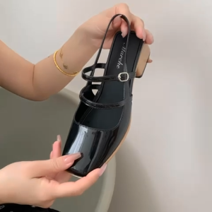 Coolstore New Retro Revival Jelly Mules – Square Toe 4cm Heel Adjustable Strap & Bold Y2K Vibes in Trendy Rubber for Fashion-Forward Comfort