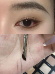 Three-Dimensional Magic! 192 Sickle Eyeliner Brush Bevel Flat Head Eyelid down to Crouching Silkworm Brush Eyebrow Brush Blade Makeup