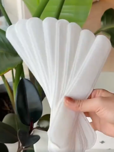 【กรุงเทพจัดส่งสินค้า】ใช้แล้วทิ้ง แผ่นกันเหงื่อปีกหมวก แผ่นซับเหงื่อปกคอเสื้อ สติกเกอร์ปีกหมวก เทปลดขนาดหมวก(10ชิ้น/แพ็ค)