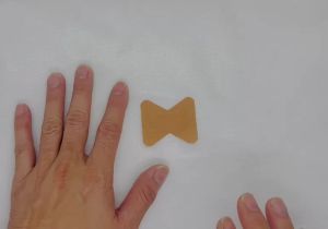 HB+พลาสเตอร์ปิดแผลผ้ายืดรูปโบว์10ชิ้นสำหรับนิ้วข้อนิ้วติดสะดวกครอบคลุมแผลไม่หลุดไร้คราบกาวเหนียวว วา