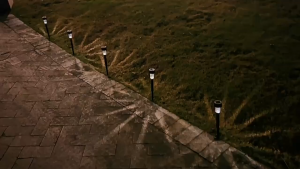 [HCM] Đèn cắm đất năng lượng mặt trời trang trí sân vườn nhựa-Joyee