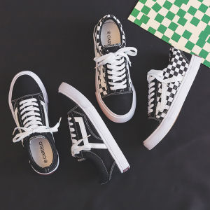 Retro Canvas Slip-On Shoes for Couples Spring Autumn New Style Womens Casual Skateboard Shoes Student Low Top Rubber Sole