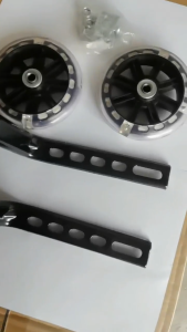 ล้อพยุงข้างจักรยานเด็ก12/14/16/18/20 นิ้ว PVC ล้อเสริมจักรยาน ล้อด้านข้าง กระพริบเงียบ ร้านอยู่ที่ไทย ล้อเสริม อุปกรณ์ขี่สำหรับเด็ก