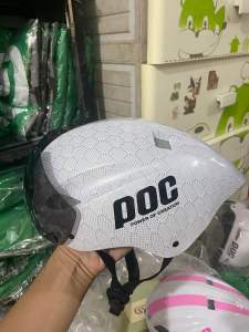 Nón bảo hiểm thể thao độ tem Poc nhúng carbon siêu xịn