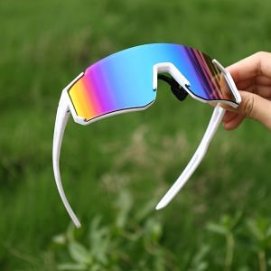 Kính Đi Xe Đạp Thời Trang Kính Râm Khung Lớn Chống Gió Cho Nam Và Nữ Kính Bảo Vệ Thể Thao Ngoài Trời Leo Núi