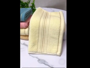 ผ้าเช็ดตัว ลือซี 100% ขนาด 70*140cm 3 สี Cotton ผ้าขนหนู ผ้า เช็ด ตัว โรง ผ้าขนหนูหนาและนุ่ม ดูดซับน้ำดีเยี่ยม ไม่เป็นขุย