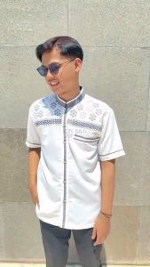 S&D PROJECT Baju Koko Muslim Seri 32 Bahan Polikatun Warna Putih Tulang Jumbo S-4XL Untuk Pria Dewasa Lengan Pendek Motif Bordir