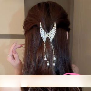 Elegant Vintage Pearl Metal Butterfly Tassel Hair Clip for Women Hollow out Design Hair Accessories for Little Hair Quantity