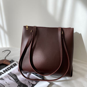 High-End Retro Large Capacity Womens Shoulder Bag Trendy Tot Bag Casual Soft PU Leather Zipper Closure Korean Style Square Shape