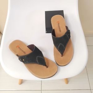 Sandal Wanita Dewasa Jepit Teplek Kekinian - Sandal Wanita Vina Simple Elegan Sandal Kulit Wanita Terbaru Sol Karet Anti Slip Rayyanda