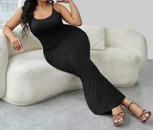 TARAH / PLUS SIZE DRESS / PLUS SIZE HALTER NECK DRESS / PLUS SIZE MAXI DRESS / PLUS SIZE CASUAL DRESS / PLUS SIZE FORMAL DRESS / PLUS SIZE SUMMER DRESS
