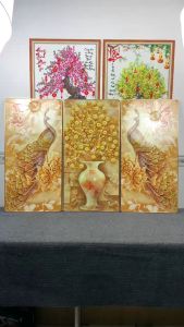 Bộ tranh treo tường bóng kiếng Chim Công Vàng Tài Lộc Phú Quý Bình An nhiều chất liệu và kích thước 142PC