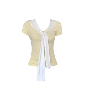 YUEZHONGWEI | Áo thun nữ tay ngắn màu vàng sữa cổ thuyền dáng ôm mùa hè 2025 Áo thun ngắn thời trang thường ngày cho phụ nữ trẻ