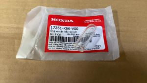 Ống xả cặn bầu lọc khí tròn xe tay ga (17261K66V00)