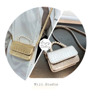 เก๋มาก~💗 L2-017 กระเป๋าจิ๋ว-กระเป๋าหนังสะพายข่้าง-กระเป๋าถือ กระเป๋าแฟชั่นเกาหลี ประดับด้วยมุก ถือได้2 แบบ