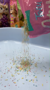 ทรายแมวเต้าหู้ เกรดพรีเมี่ยม 10ลิตร 4ถุง ยกลัง ผลิตจากไฟเบอร์ถั่วลันเตา เก็บกลิ่นได้ดี แท่งเล็กบาง 1.5 มม.จับตัวเป็นก้อน