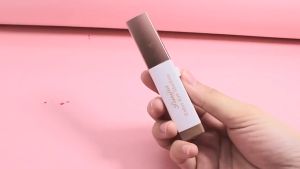 ❤️SG SELLER❤️Two tone eye shadow stick lazy eyeshadow stick double color eyeshadow pen waterproof easy to wear long-lasting eyeshadow