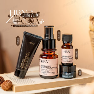 Nước Hoa Hồng Dưỡng Ẩm và Làm Sáng Da