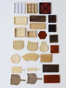 Đồ Chơi Mini Mô Hình Khay Tre Bằng Gỗ Hoạt Hình Khung Cảnh OB Binh Sĩ Vải Nhỏ Chơi Đồ Ăn Thu Nhỏ Nhà Búp Bê Giá Đặc Biệt