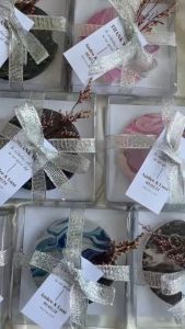 Tatakan Bulat Concrete: Pilihan Souvenir Unik & Lucu untuk Pernikahan & Ulang Tahun