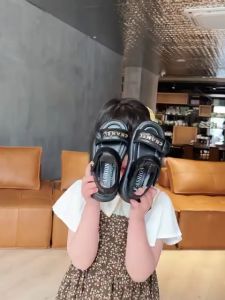 No.62-Dép Sandal Bé Gái Siêu Nhẹ Dép Xăng Đan Khóa Dán Dép Quai Hậu Công Chúa CHANE.L Cao Cấp (Mẫu mới rất hót 🔥🔥🔥) [ sz 23-37]