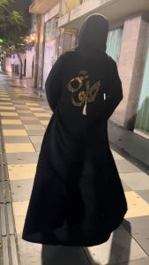 Desain Abaya Elegan untuk Pasangan Ibu dan Anak