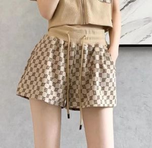 Fashionable Short Style Womens Two-Piece Set Summer 2024 Design Sensation Slimming Versatile Short Shorts Ensemble