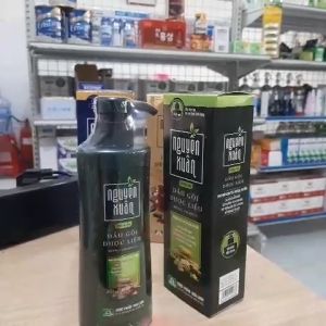 Dầu gội dược liệu Nguyên Xuân dưỡng tóc 250ml