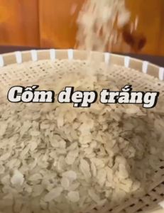 CỐM DẸP TRẮNG LOẠI DÀY DẺO NGON (Đặc sản cốm Làng Vòng)