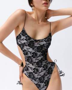 SHER | Camisole lace one piece