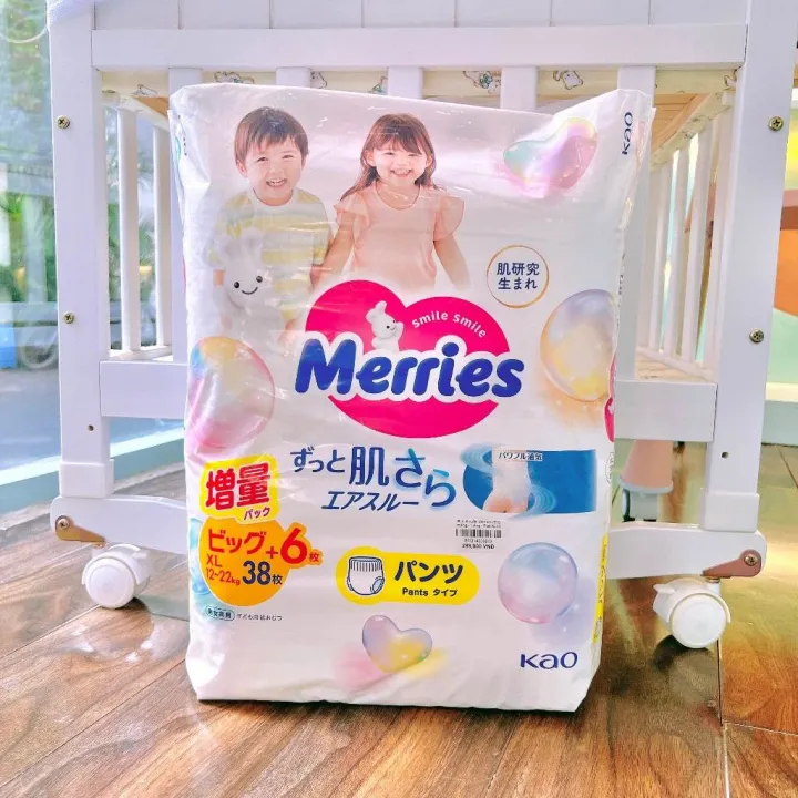 Tã/bỉm dán Merries size XL 44 miếng (Cho bé 12 - 20 kg)
