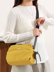 Light Waterproof Large Capacity Crossbody Bag