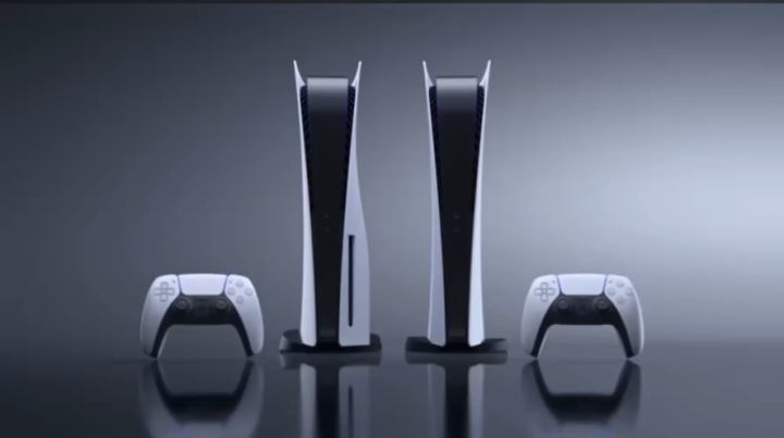 Sony PlayStation 5 Sliim Disc Edition / PS5 Slim Console เครื่องเล่นเกมส์แบบใส่แผ่น ประกันศูนย์