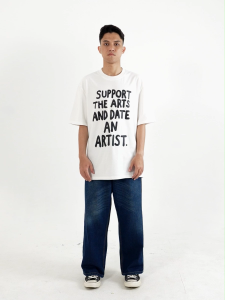 Moutley Kaos Pria Lengan Pendek Oversized Fit Katun 20s The Arts OL-390125