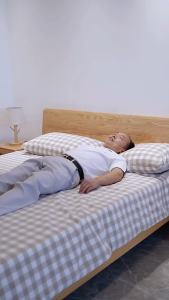 Hakimi Bedside guardrail-An adjustable folding bedside safety guardrail for the elderly to prevent falls