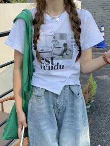 เสื้อยืดแขนสั้นทรงสลิมฟิตสำหรับผู้หญิง ฤดูร้อน 2024 เสื้อผ้าทำงานแขนสั้นทรงพอดีตัวสำหรับนักเรียน แฟชั่นเกาหลี