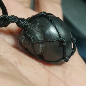 KALUNG JARING BATU KEONG HITAM BONUS TALI