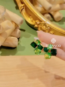 Bông tai nữ chuôi bạc 925 Eleanor Accessories đính đá khối vuông phụ kiện trang sức khuyên tai 12149