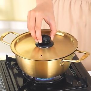 Home2U🏡 Korean Style Gold Ramen Noodle Pot 18cm / Periuk Mee Korea Emas Korea Ramen Pot Noodle Golden Yellow Aluminium Soup Steel Lid Gold K Drama Bowl