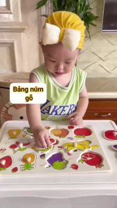 Bảng núm gỗ nhiều chủ đề bảng ghép hình núm gỗ động vật trái cây chữ số giáo dục sớm phát triển trí tuệ