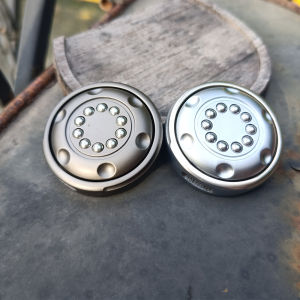 EDC fidget spinner turntable fidget spinner EDC fidget spinner toy gift decompression toy metal gift