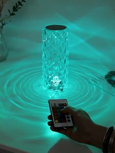 Đèn ngủ pha lê cảm ứng hoa hồng có RGB điều khiển từ xa 16 màu cảm biến lãng mạn chiếu hình đèn hoa hồng