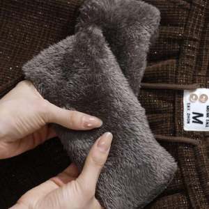 กางเกงขายาวทรงหลวมเอวสูงสไตล์เกาหลีสำหรับผู้หญิง ฤดูใบไม้ร่วง 2025 กางเกงขายาวทรงหลวมผ้ากำมะหยี่สีพื้น